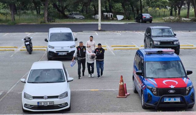 Bodrum'da eski sevgilisini bıçaklayarak yaralayan saldırgan tutuklandı