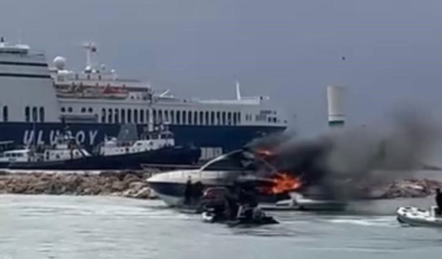 Çeşme'de motoryatta yangın paniği