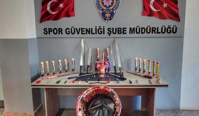 Deplasman otobüsünden adeta cephanelik çıktı