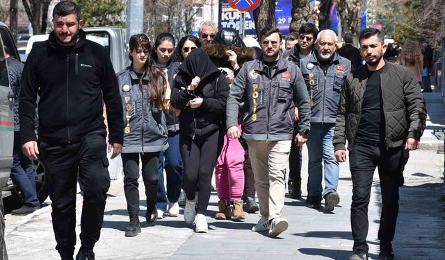 Fuhuş şebekesine darbe
