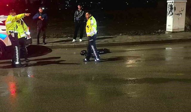 Erzurum'da scooter sürücüsüne araç çarptı: 1 yaralı