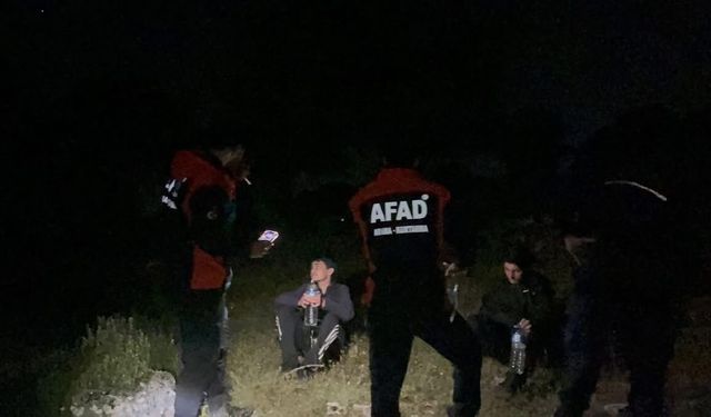 İzmir'de dağlık alanda mahsur kalan çocuklar kurtarıldı