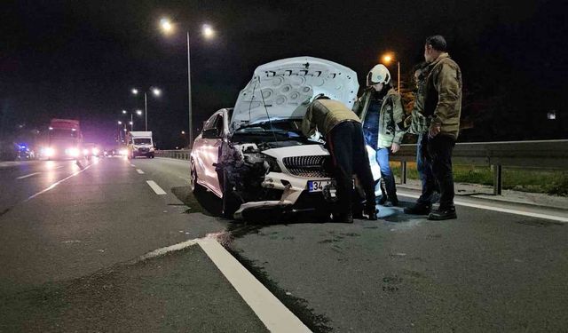 Alkollü sürücü viyadükte kazaya neden oldu: Cip yan yattı