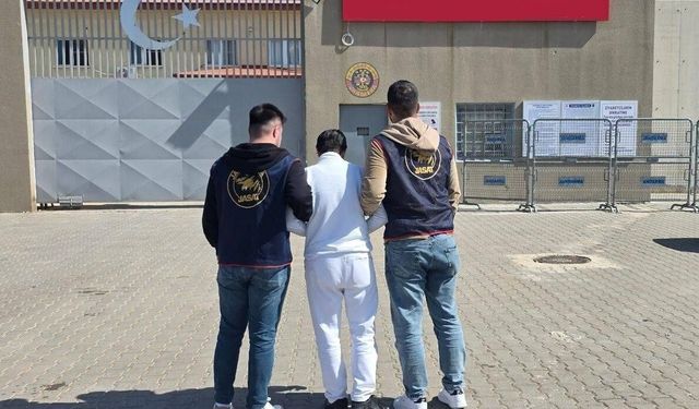 Kesinleşmiş 15 yıl cezayla aranan şahıs yakalandı