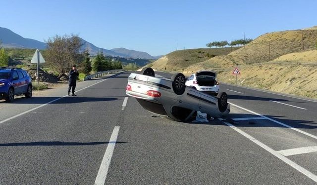 Kontrolden çıkan otomobil takla atıp ters döndü: 1 yaralı