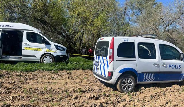 Kütahya'nın Adranos Çayı kenarında ceset bulundu