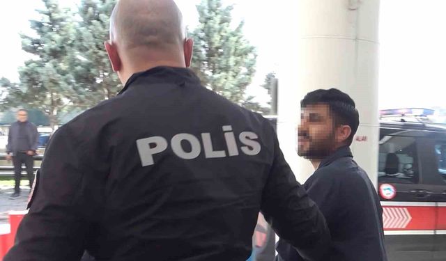 Nikahsız birliktelikten doğan bebekle fotoğraf paylaşan çift hastanede bıçaklandı