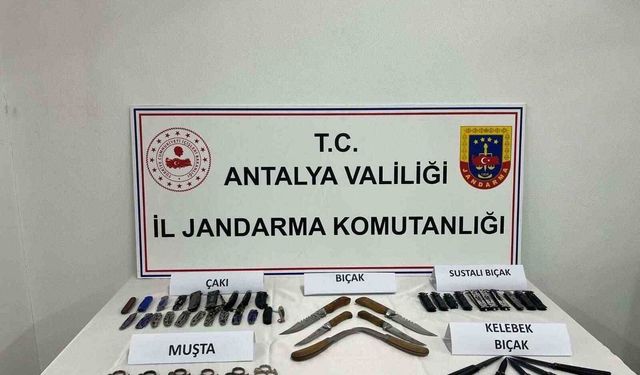 Okul çevrelerinde tehlikeli satışa jandarma müdahalesi