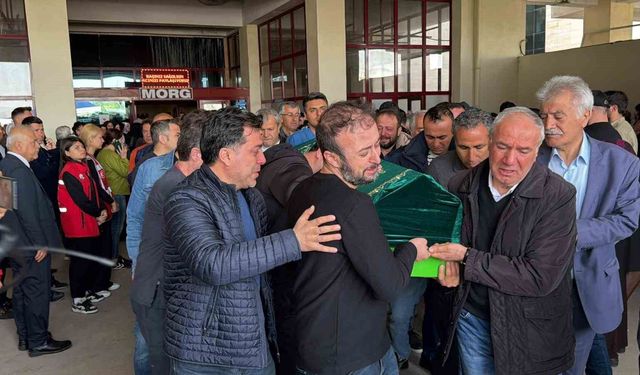 Okul saldırısında hayatını kaybedenlerin cenazeleri ailelerine teslim edilmeye başlandı