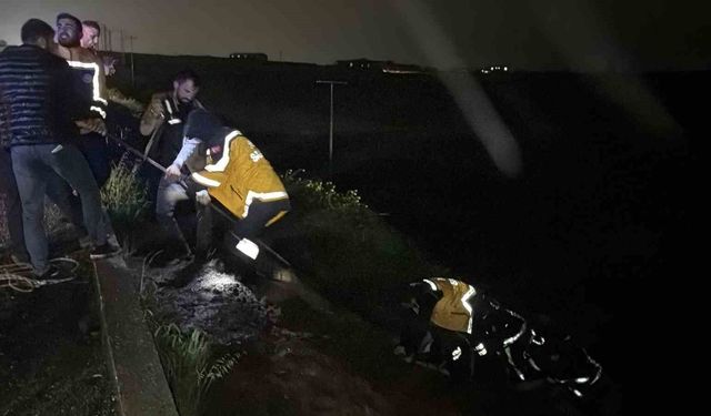 Şanlıurfa'da otomobil şarampole uçtu: 5 yaralı