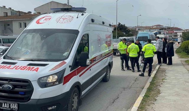 Sinop'ta otomobil ile motosiklet çarpıştı: 2 yaralı