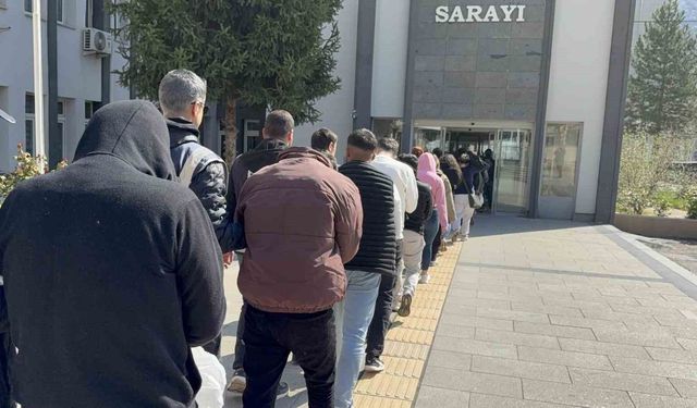 Tokat merkezli 2,4 milyarlık yasa dışı bahis operasyonunda 26 zanlı tutuklandı