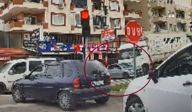Ucuz atlatılan kaza anı kameraya yansıdı
