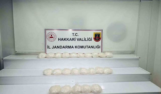 Yüksekova'da 22 kilo metamfetamin ele geçirildi