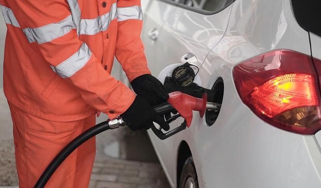 Akaryakıt istasyonlarında artık bu yasak!