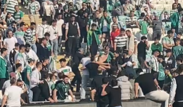 Bursaspor'un kutlamalarında gerilim tavan yaptı