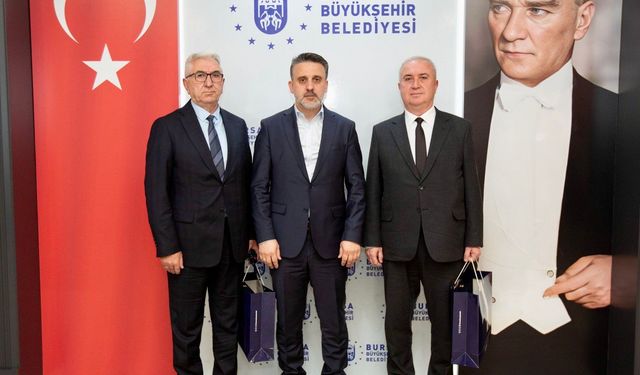 Şahin Biba'dan İtfaiye ve Zabıta Daire Başkanlarına plaket