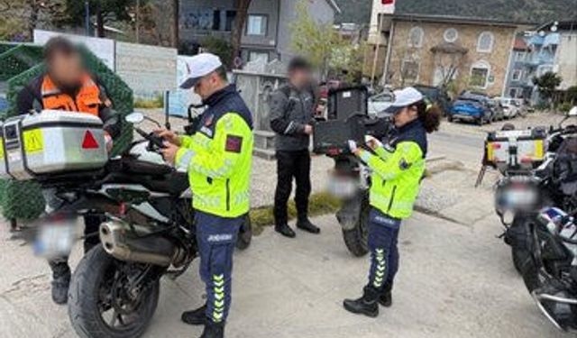 Bursa'da motosikletlere sıkı denetim: trafik jandarması sahada