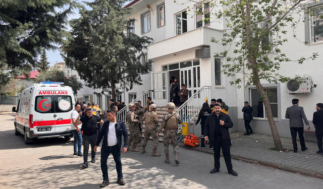 Kahramanmaraş'ta okulda silahlı saldırıda 9 ölü