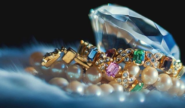 Pırlanta ve elmastan ÖTV alınması maddesi çıkarıldı!