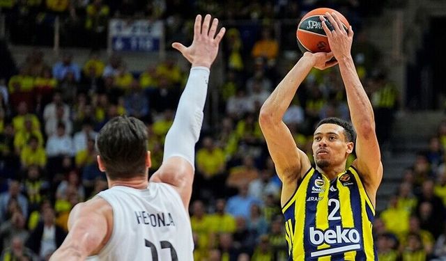 Fenerbahçe Beko, Real Madrid 74-69 yenildi