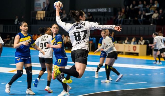 Bursa Büyükşehir Belediyespor Federasyon Kupası'nda yarı finalde