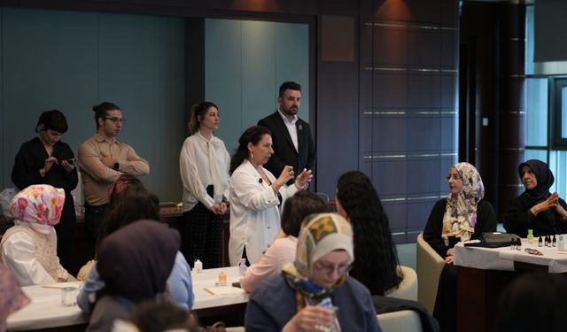 Anadolu Koku Kültürü Paris'ten Sonra Külliye'de