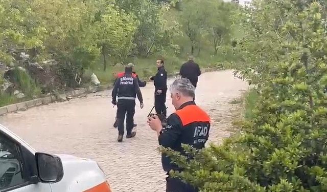 Eğirdir'de tırmandıkları kayalıklarda mahsur kalan çocuklar kurtarıldı