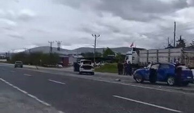 Elazığ'da trafik kazası: 2 yaralı