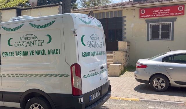Gaziantep'te yüksekten düşen inşaat işçisi hayatını kaybetti