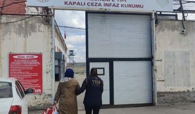 Kesinleşmiş hapis cezası bulunan 2 şahıs yakalandı