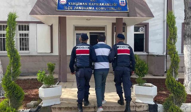Kırıkkale'de 'dolandırıcılık' suçundan aranan hükümlü yakalandı