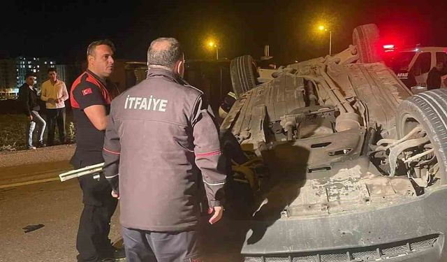 Siirt'te ambulans ile otomobil çarpıştı: 4 yaralı