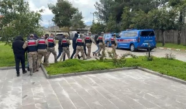 Şırnak'ta jandarmadan uyuşturucu operasyonu: 99 gözaltı