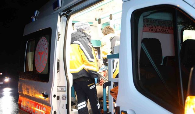 Kontrolden çıkan otomobil takla attı