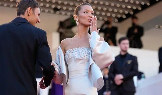 Cannes'da Bella Hadid rüzgarı