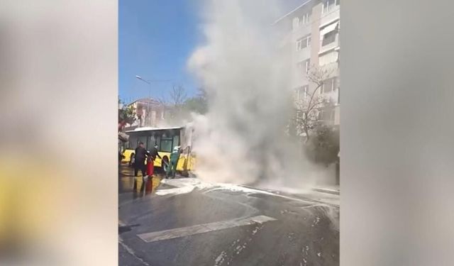Ümraniye'de İETT otobüsünde yangın çıktı