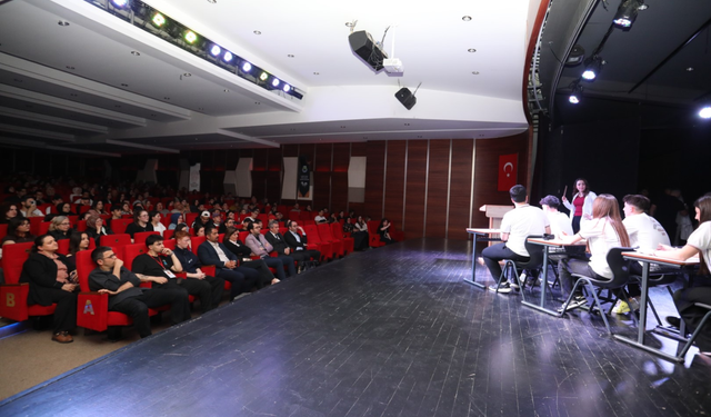 Genç Suare Tiyatro Festivali Başladı