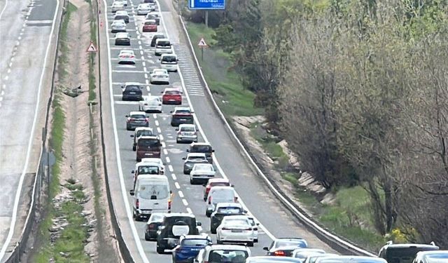 Bayram dönüşü başladı: İstanbul yollarında yoğunluk