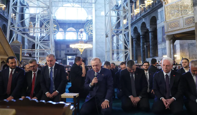 Cumhurbaşkanı Erdoğan Ayasofya’da