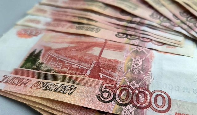 Rusya ekonomisi 3 yılın ardından ilk kez küçüldü