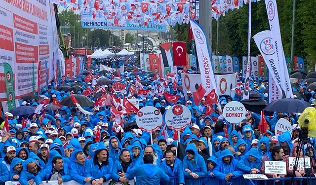 Bursa’da 1 Mayıs’a Uluslararası Katılım: Gökdere Meydanı Doldu