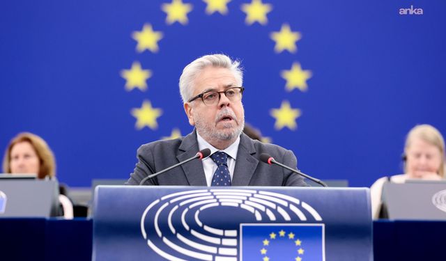 Nacho Sanchez Amor'dan NATO'nun "akreditasyon" uygulamasına tepki