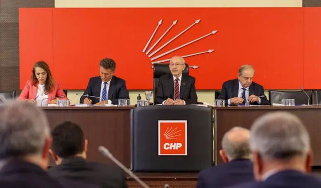 CHP MYK'sında iki İl Başkanının ihracı gündemde