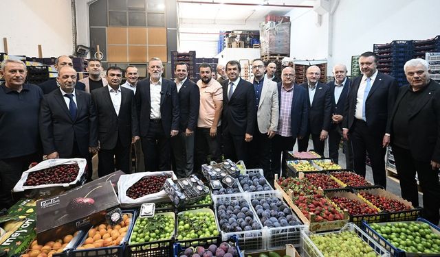 BTSO Başkanı İbrahim Burkay’dan Bursa Kent Hali’ne Ziyaret