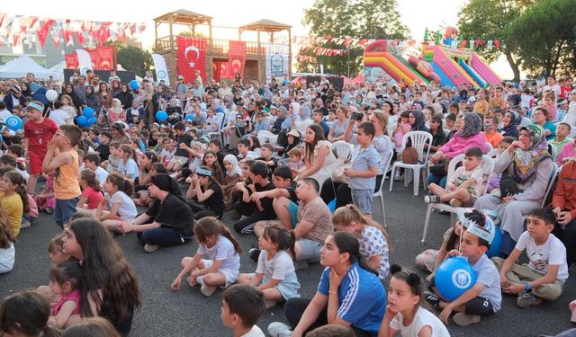 Yıldrım'da karne coşkusu şenliğe dönüştü