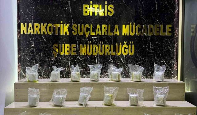 Bitlis'te yakıt deposuna gizlenen 15 kilo esrar ele geçirildi