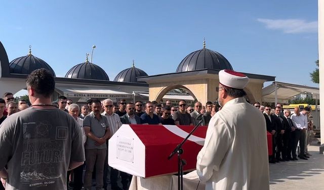 Duruşmada kalp krizi geçirerek hayatını kaybeden Cumhuriyet Savcısı son yolculuğuna uğurlandı