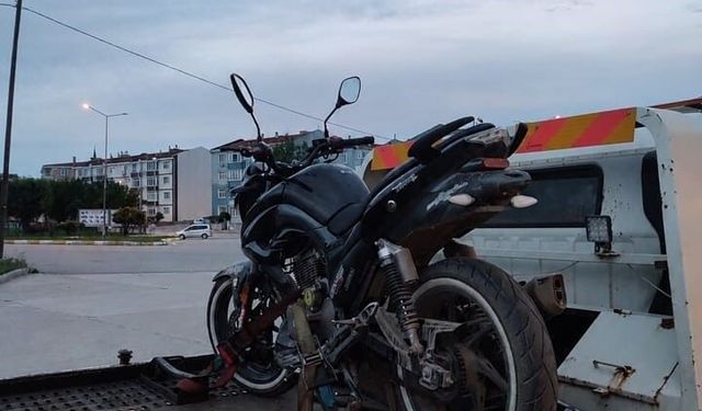 Edirne'de abartı egzozlu motosiklete 27 bin 629 TL ceza