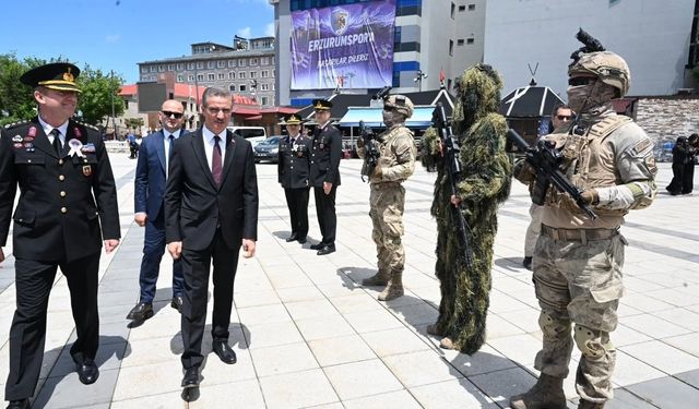 Erzurum'da jandarmanın 187. yılına özel tanıtım standı